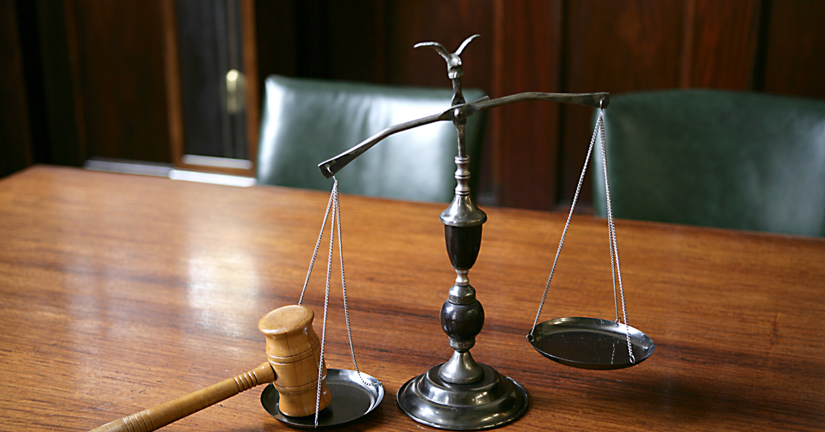 scale and gavel